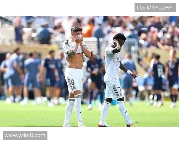 皇马遭遇难堪失败，欧冠决赛惨遭逆转，球迷哭晕在厕所门口